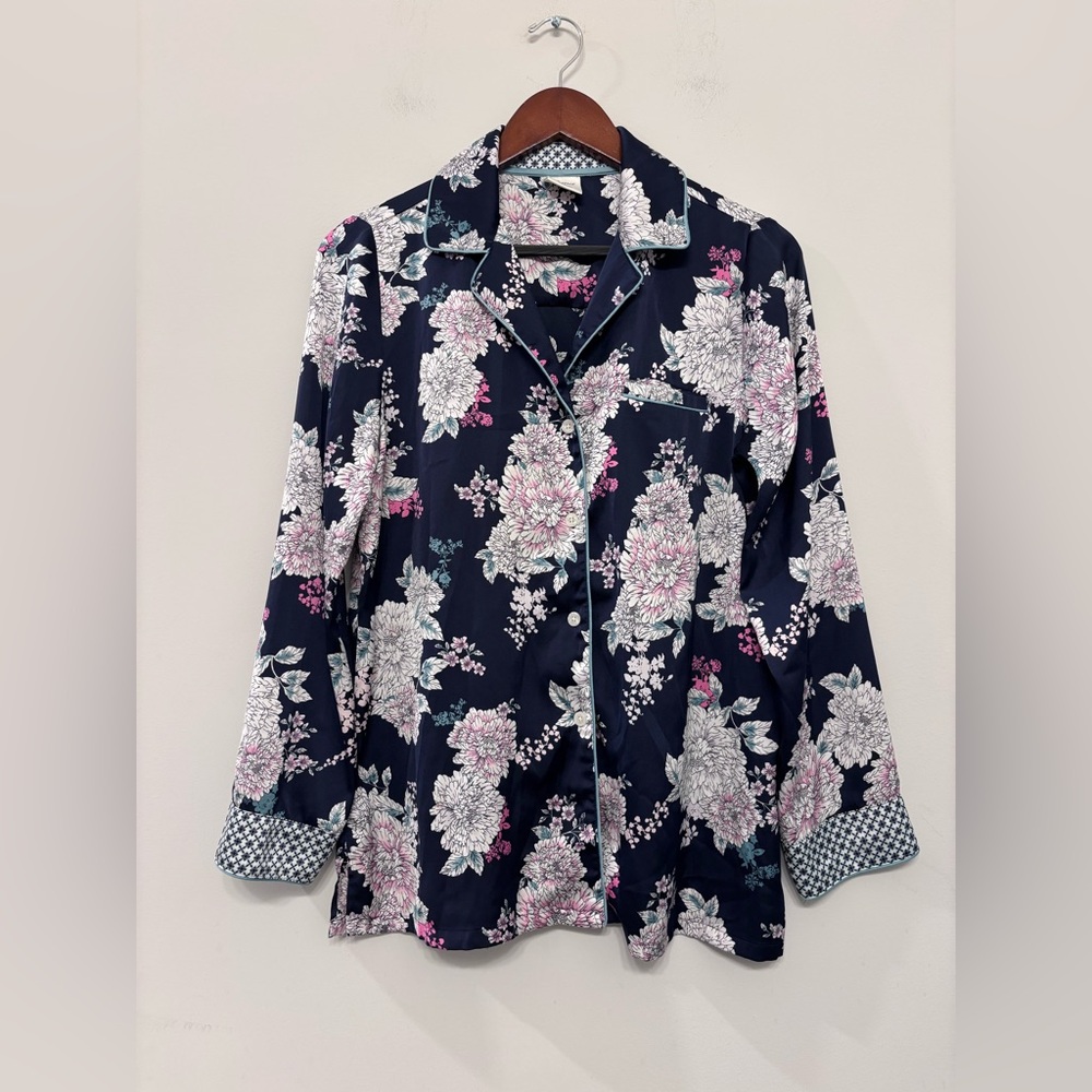 Soma Notch Collar‎ Satin Pajama Lounge Top Shirt Navy Floral Button Front Size S